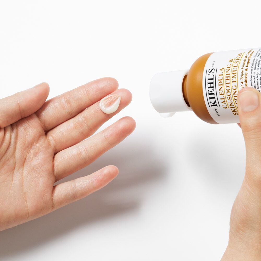 مستحلب الآذريون لتنعيم البشرة واستقرارها